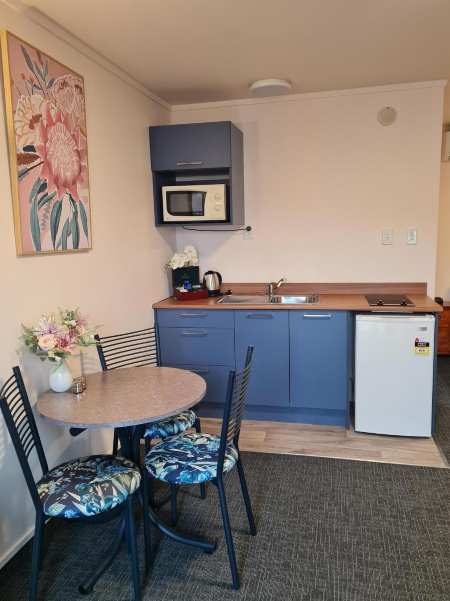 Avenue Heights Motel Whangarei Bagian luar foto